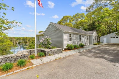 /international/us/162-main-street-osterville-ma-110107536082/