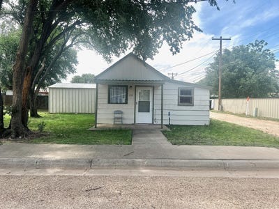 /international/us/609-s-4th-street-stratford-tx-110108506394/