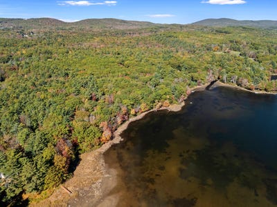 /international/us/13-hemlock-drive-lincolnville-me-110103721286/