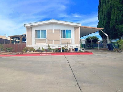 /international/us/121-century-court-fairfield-ca-110106326016/