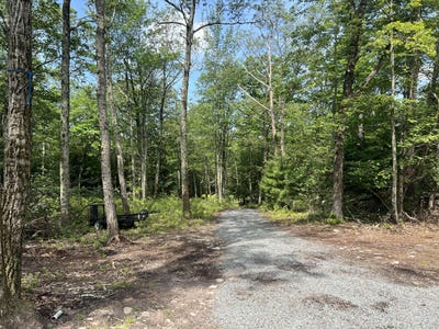 /international/us/12-wilderness-trail-scotrun-pa-110100510899/