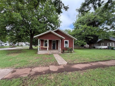 /international/us/701-e-charles-avenue-pauls-valley-ok-110108177743/