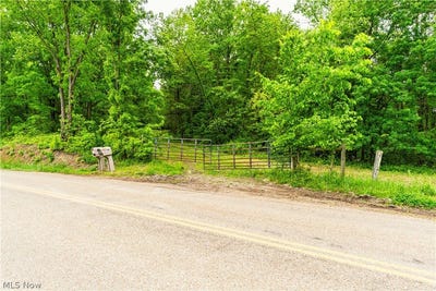 /international/us/edie-hill-road-uhrichsville-oh-110108475080/