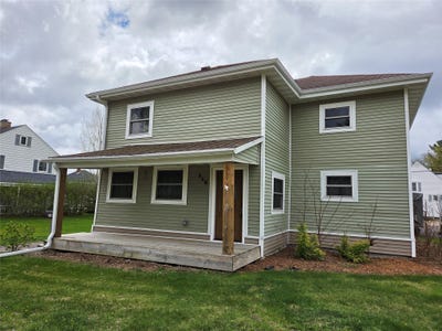/international/us/918-main-street-black-river-falls-wi-110107685268/