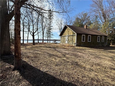 /international/us/6641n-victory-heights-circle-stone-lake-wi-110097247962/