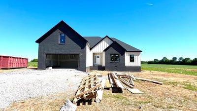 /international/us/3998-davis-mill-rd-trenton-ky-110107456549/