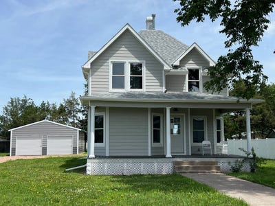 /international/us/1247-g-street-burwell-ne-110108883391/