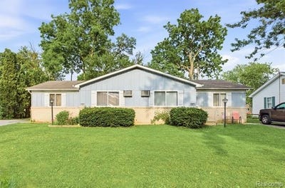 /international/us/625-s-11th-street-st-clair-mi-110108753213/
