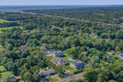 /international/us/19-montauk-highway-unit-2-the-enclave-westhampton-ny-110094345476/