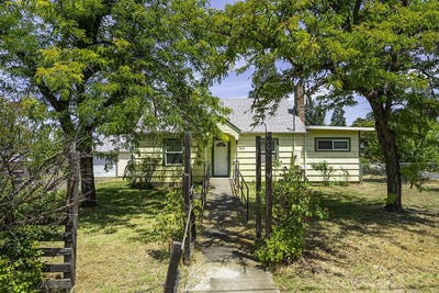 /international/us/900-n-rose-street-phoenix-or-110100445849/