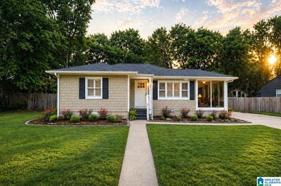 /international/us/216-montgomery-lane-homewood-al-110107729778/
