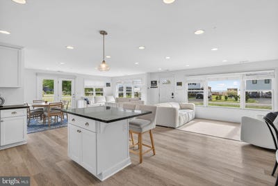 /international/us/713-bay-drive-stevensville-md-110108359329/