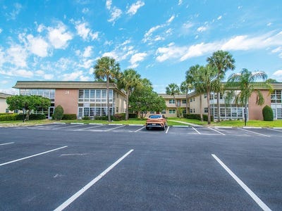 /international/us/28-vista-gardens-trail-vero-beach-fl-110108147715/