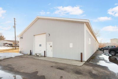 /international/us/380-73rd-street-south-haven-mi-110106036562/
