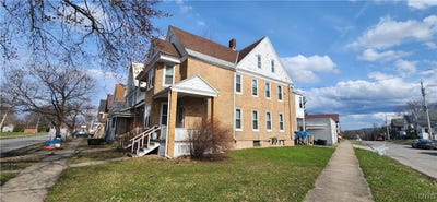 /international/us/1217-york-street-utica-ny-110097646889/