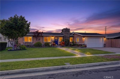 /international/us/1209-s-east-gates-anaheim-ca-110107894872/