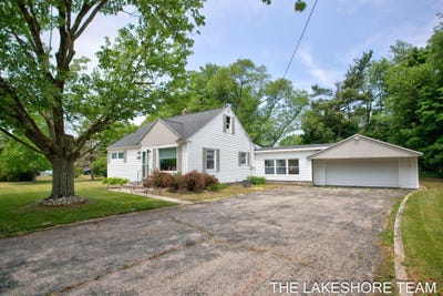 /international/us/14581-riley-street-holland-mi-110110369212/