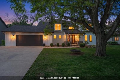 /international/us/1825-eagle-drive-neenah-wi-110108493905/
