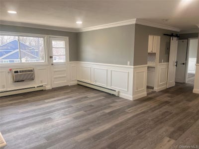 /international/us/61-adams-road-central-islip-ny-110106558241/