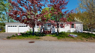 /international/us/155-town-and-country-drive-norway-me-110108300599/