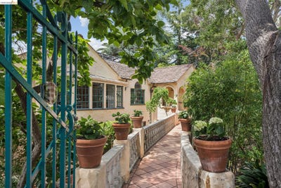 /international/us/479-mountain-ave-piedmont-ca-110108390580/