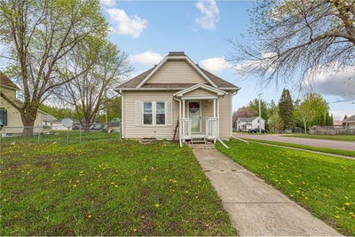 /international/us/75-s-montgomery-avenue-le-center-mn-110108118517/