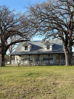 /international/us/210-fm-46-bremond-tx-110108626702/