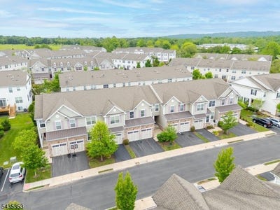 /international/us/84-autumn-ln-montgomery-twp-nj-110108384479/