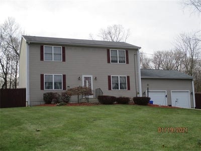 /international/us/9-hoxie-court-west-warwick-ri-110107854678/
