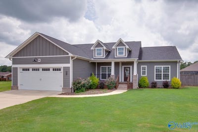 /international/us/1837-saddle-trace-lane-cullman-al-110108680034/