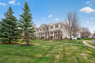 /international/us/15162-farnham-avenue-n-hugo-mn-110107399246/