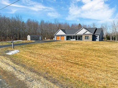 /international/us/25-curtis-lane-palmyra-me-110107400408/