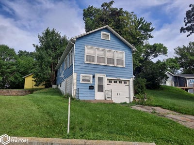 /international/us/136-7th-ave-n-clear-lake-ia-110100469526/