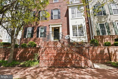 /international/us/8856-ashgrove-house-ln-102-vienna-va-110107286661/