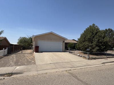/international/us/1637-joan-street-belen-nm-110100325616/
