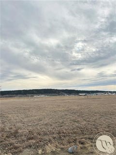 /international/us/-highway-87-roundup-mt-110106254399/