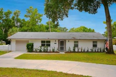 /international/us/2898-alameda-del-norte-eustis-fl-110107991410/