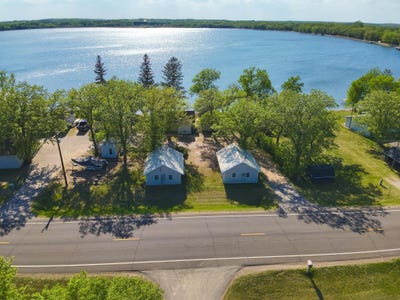 /international/us/27621-co-hwy-83-battle-lake-mn-110106329274/