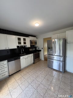 /international/us/193-abbotsford-avenue-west-hartford-ct-110109184204/