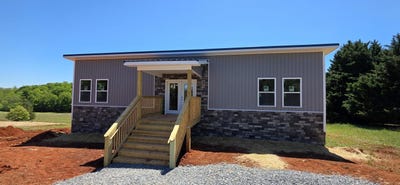/international/us/670-wysong-mill-rd-hardy-va-110103757355/