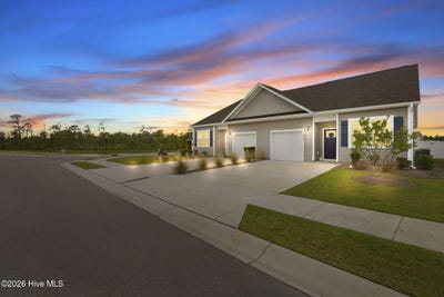 /international/us/4266-coralbead-lane-leland-nc-110108120117/