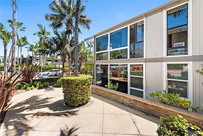 /international/us/280-aster-street-laguna-beach-ca-110108028571/