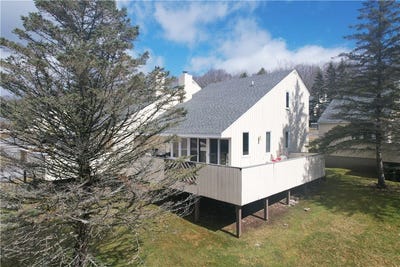 /international/us/90-pines-drive-roxbury-ny-110106679165/