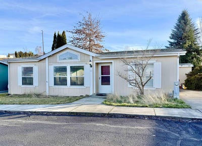 /international/us/111-nw-glenhaven-pullman-wa-110105711138/