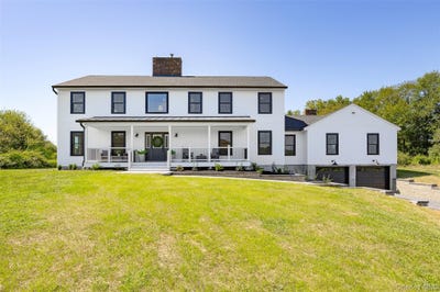 /international/us/327-hynes-road-poughquag-ny-110104816885/