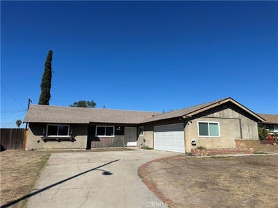 /international/us/6114-mckinley-san-bernardino-ca-110120423314/