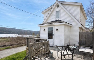 /international/us/3-steamboat-wharf-lane-bucksport-me-110107401790/