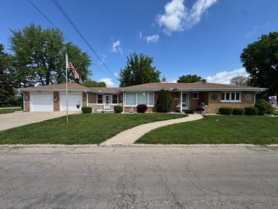 /international/us/310-e-14th-street-sterling-il-110107868306/