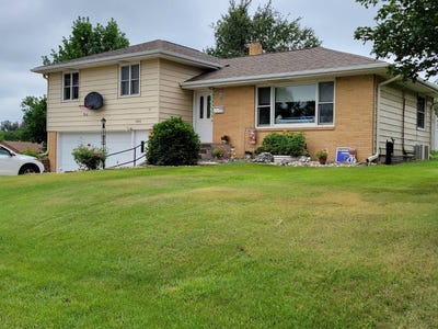 /international/us/1426-east-2nd-street-redfield-sd-110101367611/?lang=en