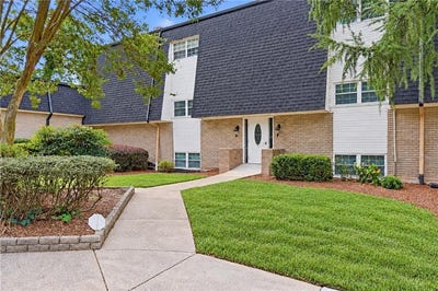 /international/us/5455-chemin-de-vie-sandy-springs-ga-110120530197/